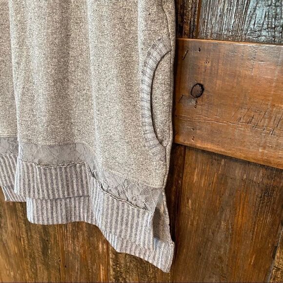 Maurices Sz S NWT Gray Lace Lagenlook Relaxed Fit Cotton Sweater - Picture 4 of 11
